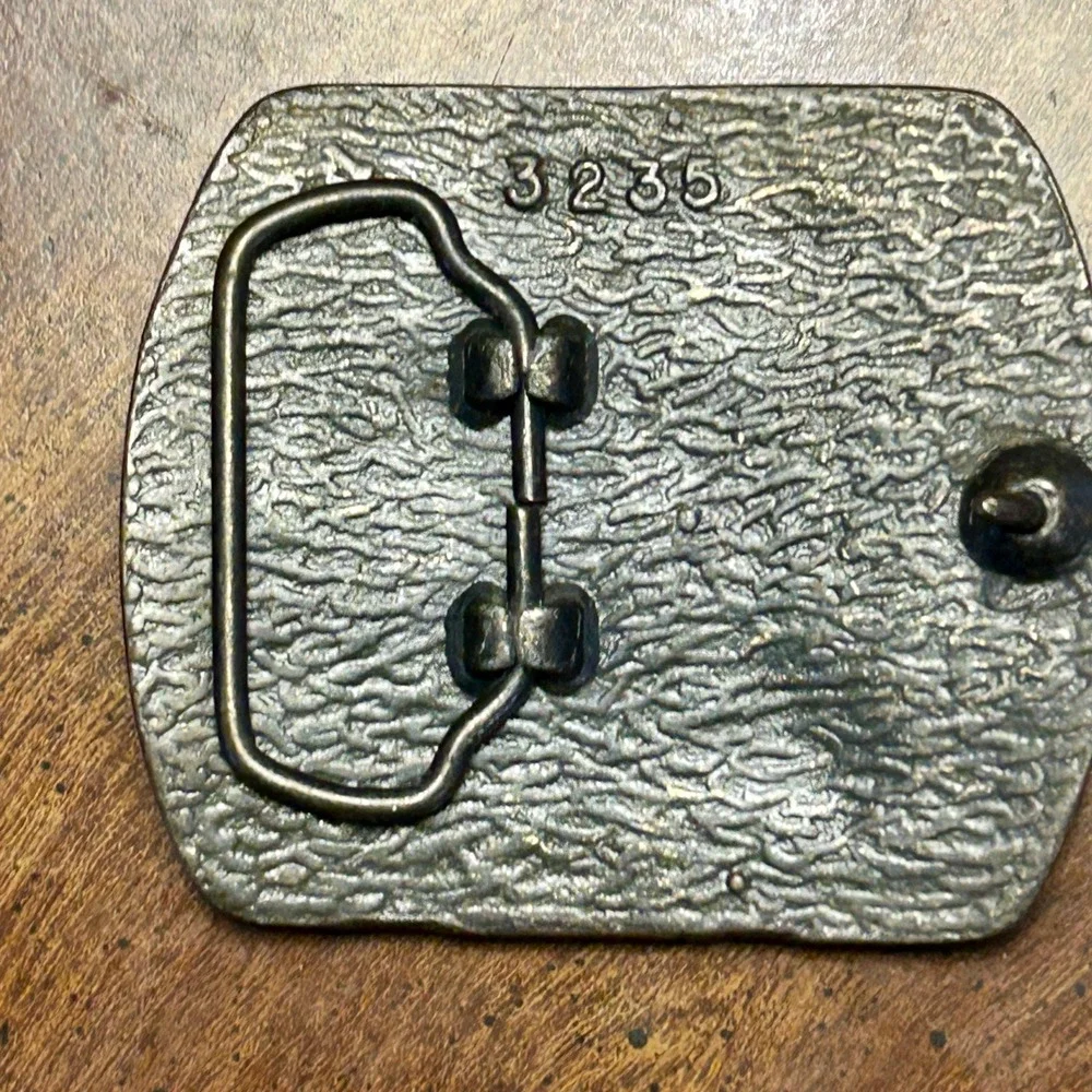 Belt Buckle OS Brass 69% Fewer Cavities With Grass Vintage 70s Novelty 3235